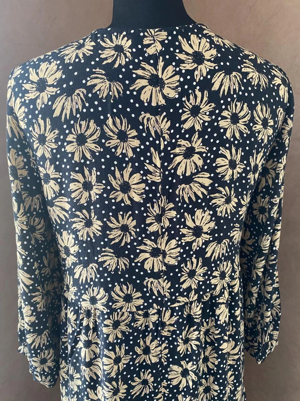 ZARA jurk maat 34 zwart met beige bloemen – Volants & knopen – Bohemien chic stijl – photo 6